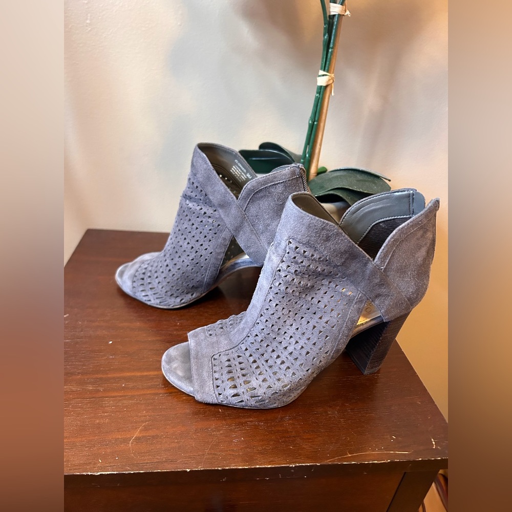 Grey VINCE CAMUTO peep toe booties